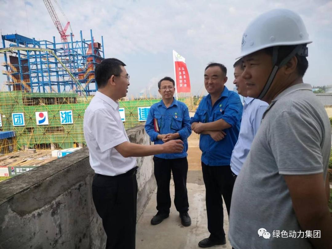 尊龙凯时集团党委书记、董事长乔德卫到武汉公司开展下层联系点调研