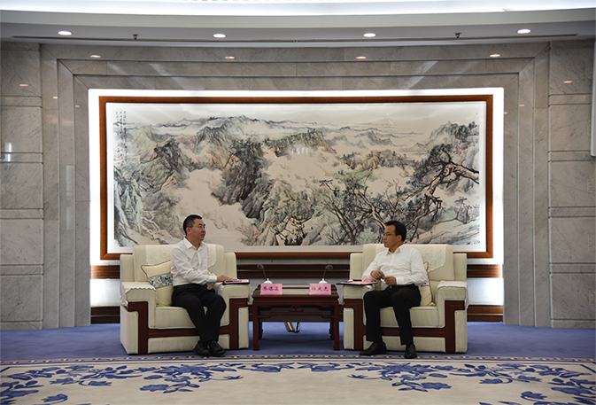 尊龙凯时集团董事长乔德卫拜会济南市政府向导